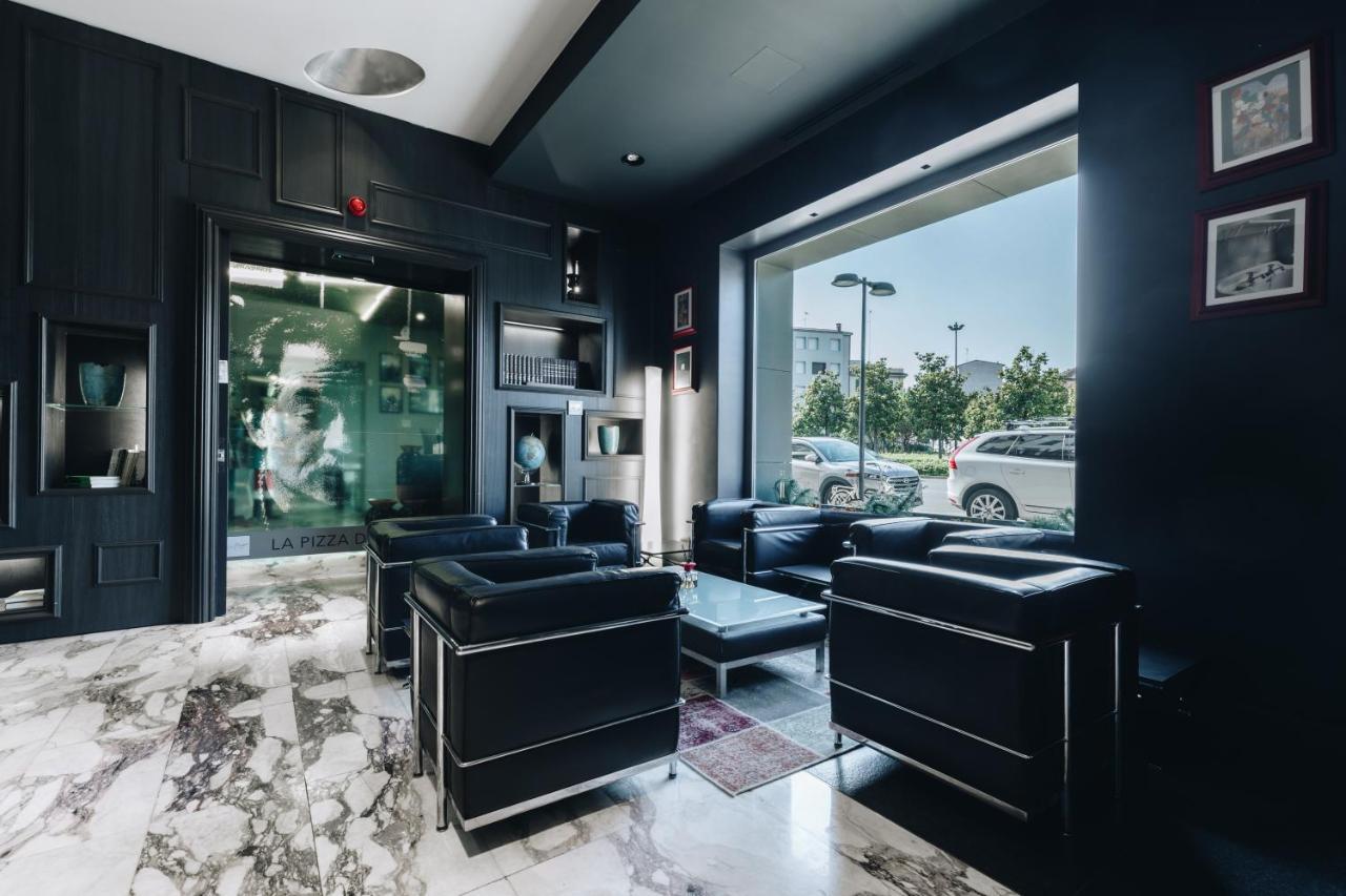 Hotel Continental 克雷莫纳 外观 照片