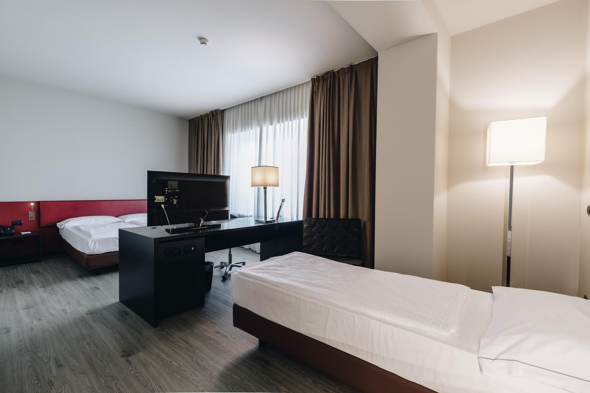 Hotel Continental 克雷莫纳 外观 照片